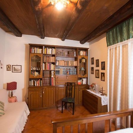 나폴리 La Via Dei Presepi B&B 외부 사진