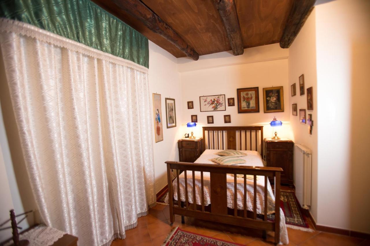 나폴리 La Via Dei Presepi B&B 외부 사진